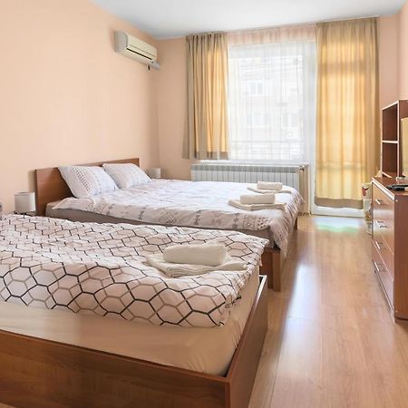 Like Home Burgas Stad Buitenkant foto