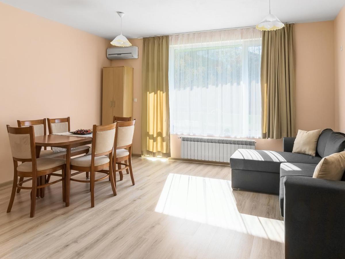 Like Home Burgas Stad Buitenkant foto